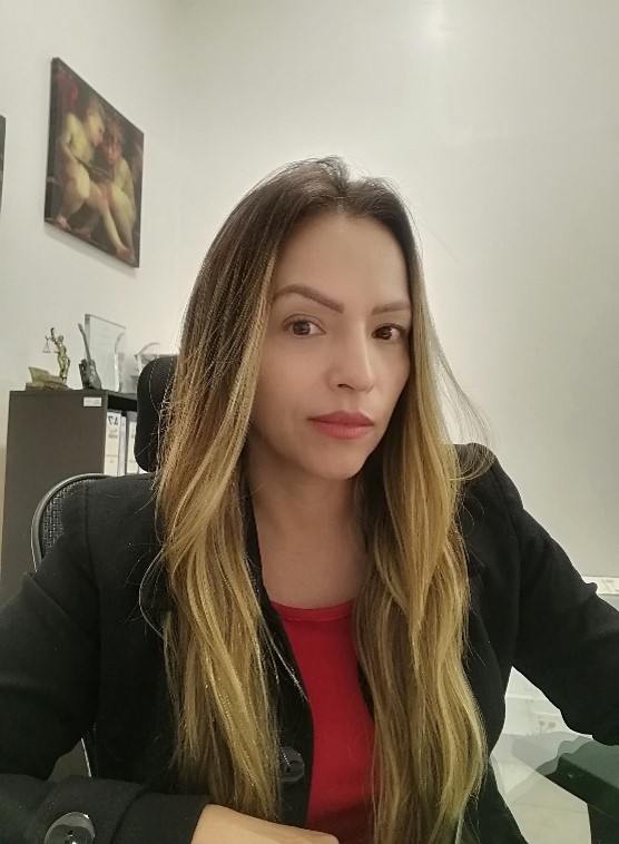 Ingrid Chacón – Asesoría técnica administrativa